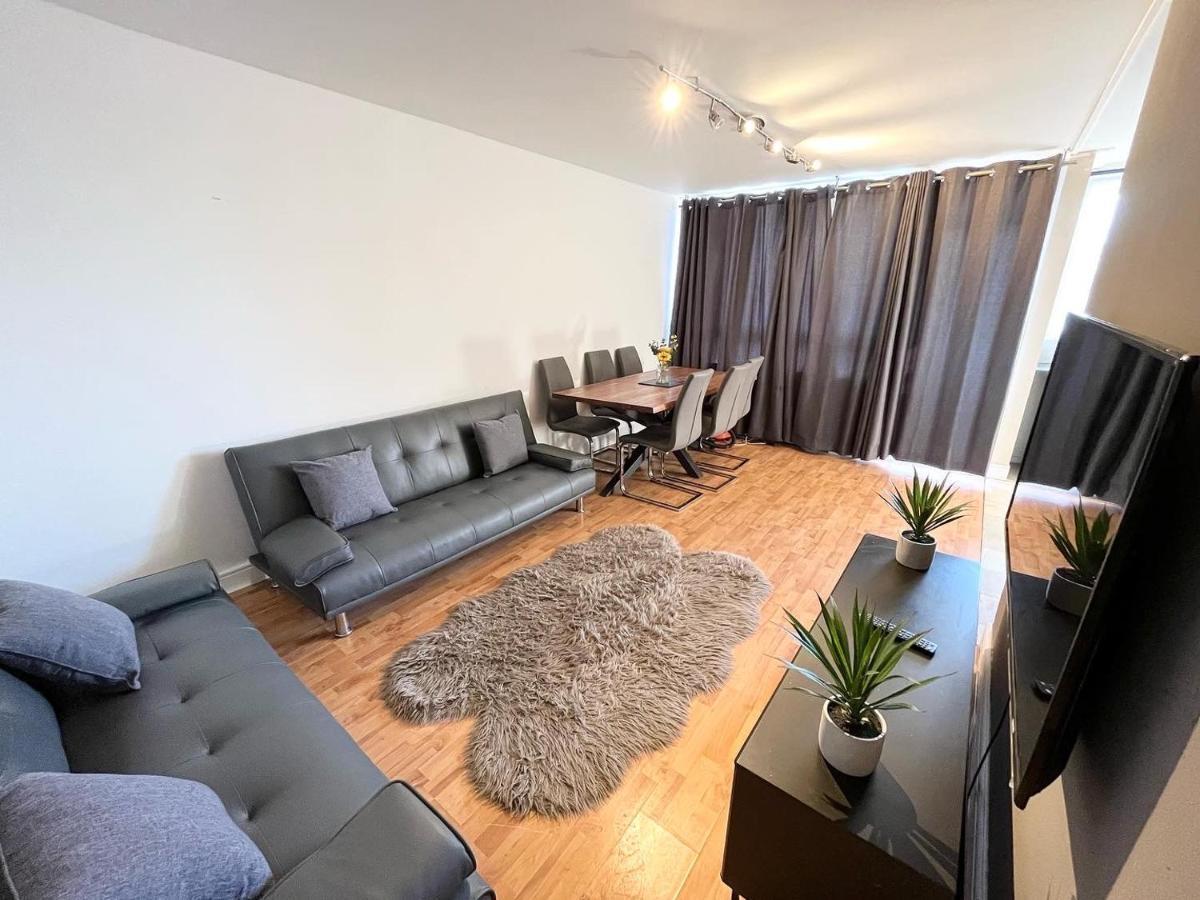 Lovely In Victoria Apartment *